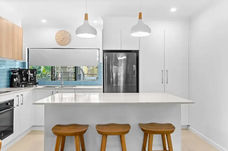 1/13 Amphora Street, Palm Cove QLD 4879