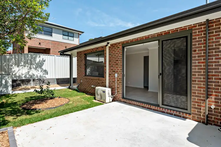 88A Sarsfield Street