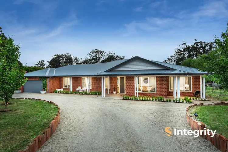 11 Hawkins Drive, Kinglake VIC 3763