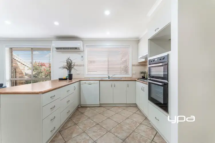 Second view of Homely house listing, 11 Solomon Court, Sunbury VIC 3429