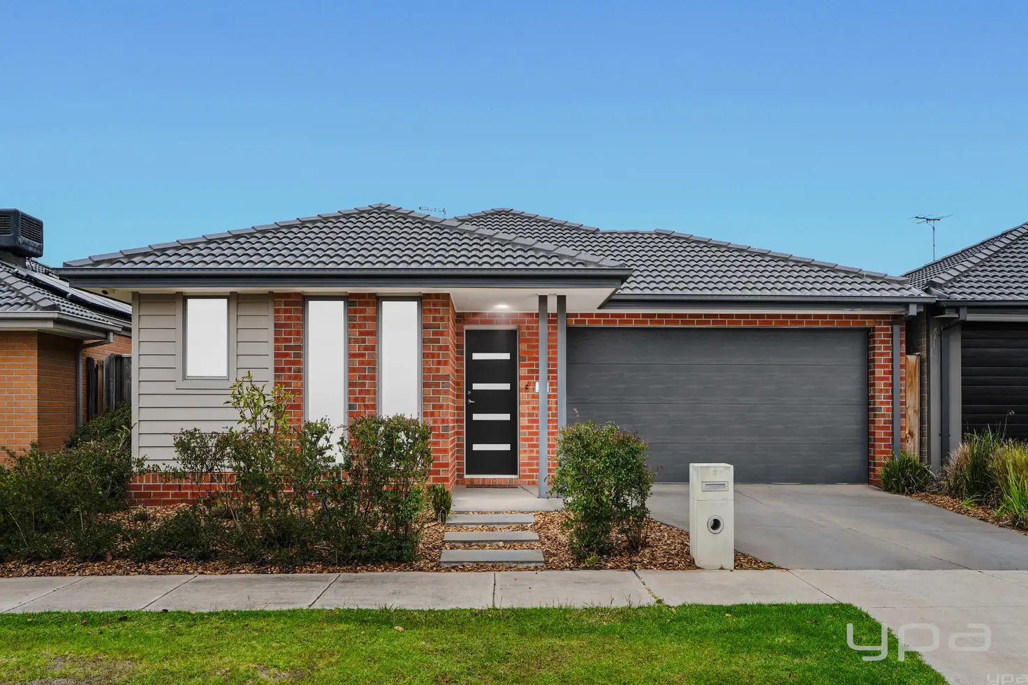 Main view of Homely house listing, 6 Buckland Circuit, Werribee VIC 3030