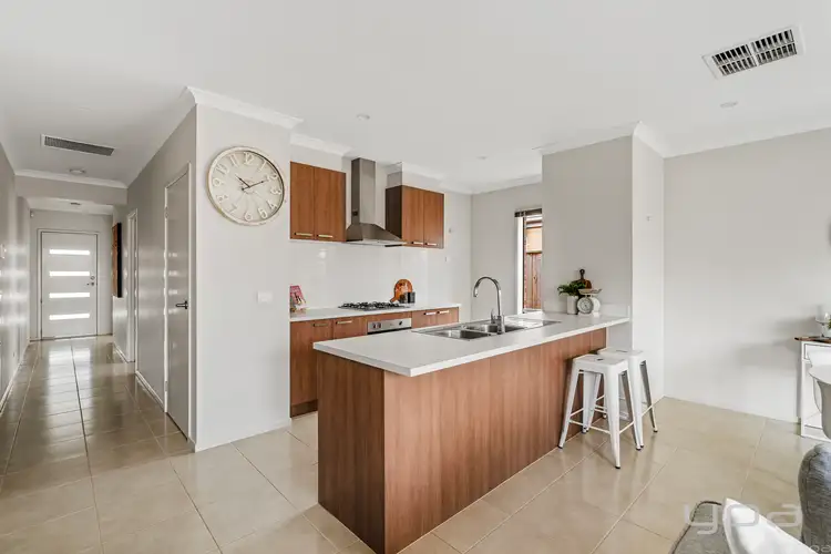 Fourth view of Homely house listing, 6 Buckland Circuit, Werribee VIC 3030