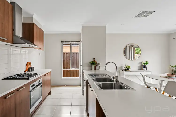 Fifth view of Homely house listing, 6 Buckland Circuit, Werribee VIC 3030