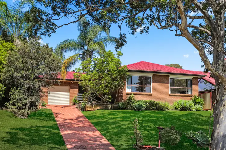4 Hutchins Crescent, Kings Langley NSW 2147