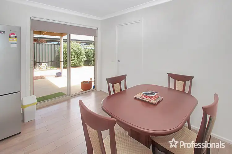 Fifth view of Homely house listing, 4 Lowery Court, Maryborough VIC 3465