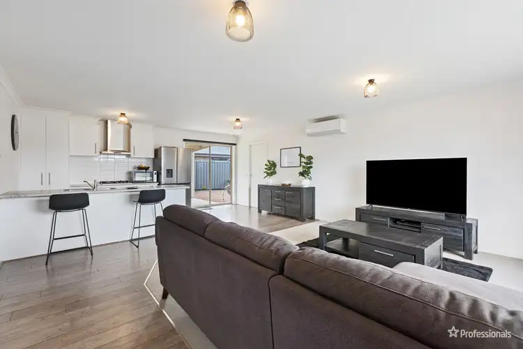 Third view of Homely house listing, 4 Lowery Court, Maryborough VIC 3465