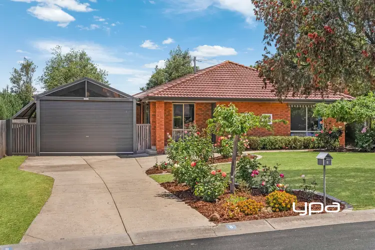 8 Angas Court, Sunbury VIC 3429