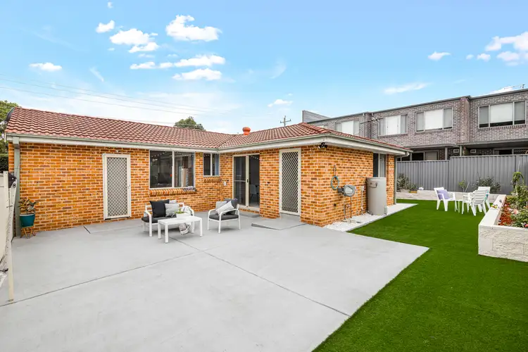 1/87 Oramzi Road, Girraween NSW 2145