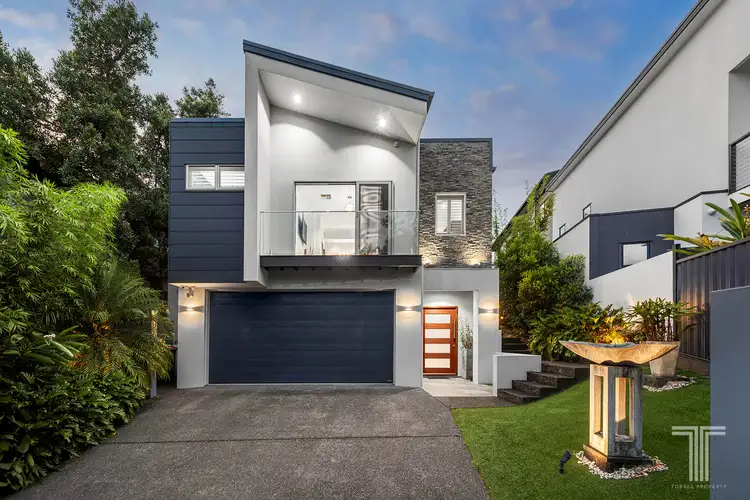 41 Nelson Place, Carindale QLD 4152