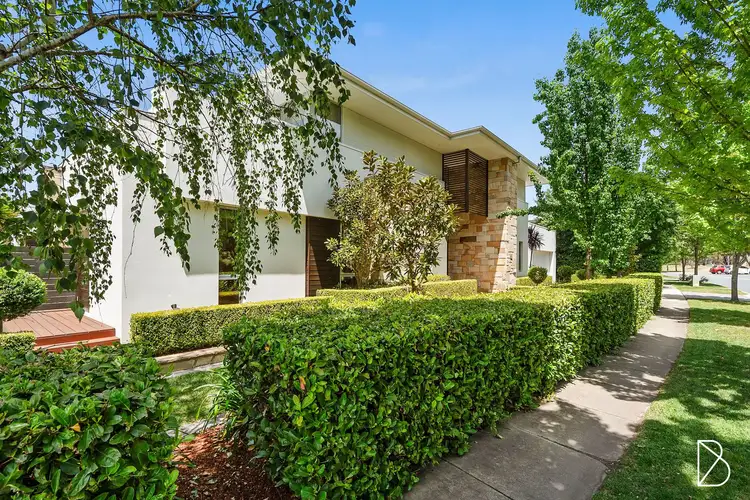 1 Ray Ellis Crescent, Forde ACT 2914