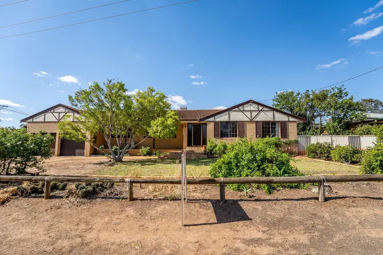 2 Springfield Road, Northam WA 6401