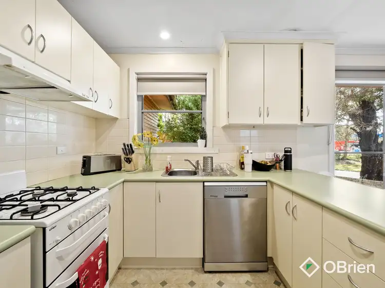 Sixth view of Homely house listing, 2 Mitre Crescent, Frankston North VIC 3200