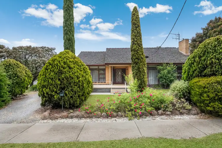 54 Adam Street, Golden Square VIC 3555