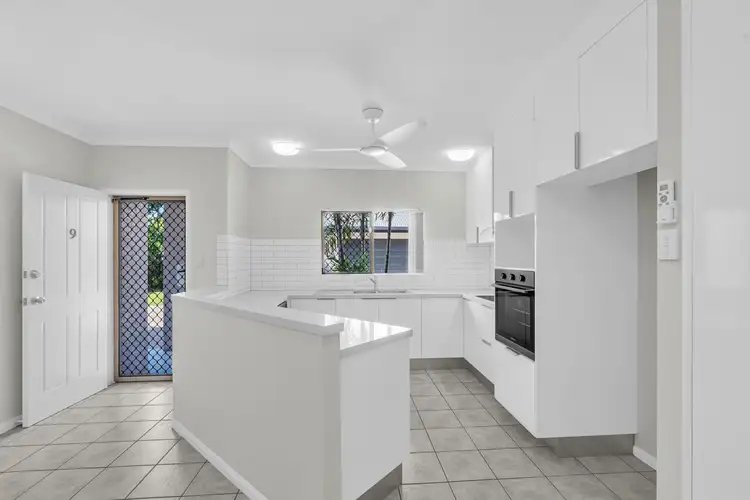 9/71-73 Cedar Road, Palm Cove QLD 4879