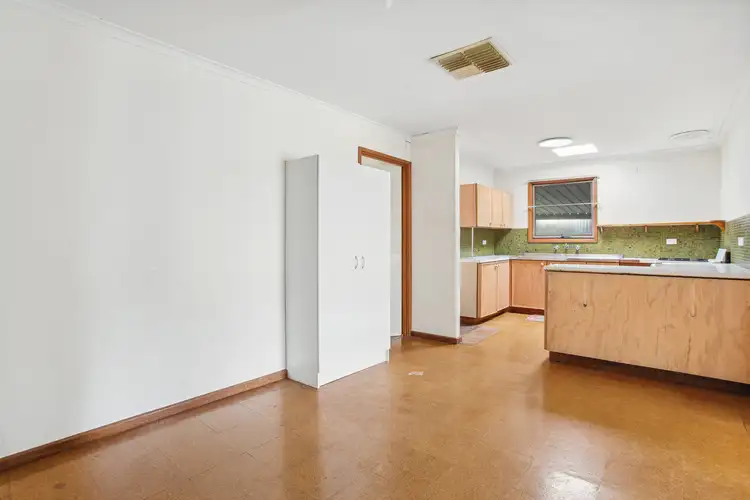 Fifth view of Homely house listing, 1 Callanna Court, Craigmore SA 5114