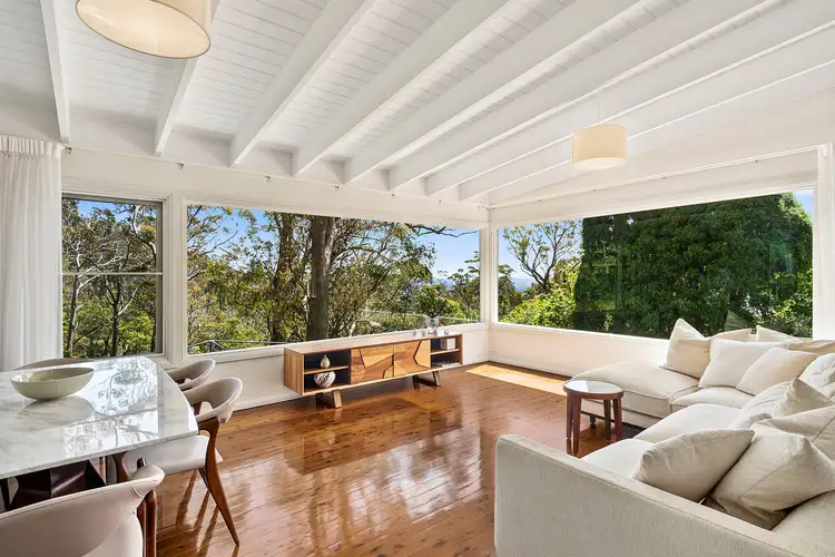 215 Oxley Drive, Mittagong NSW 2575