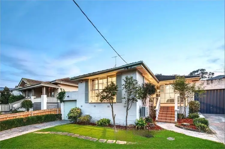 Main view of Homely unit listing, 1/17 Green Street, Camberwell VIC 3124