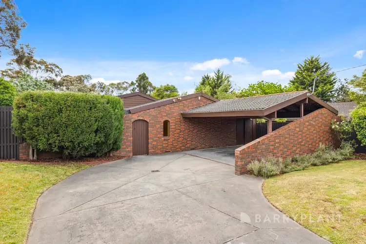 16 Walden Avenue, Wheelers Hill VIC 3150