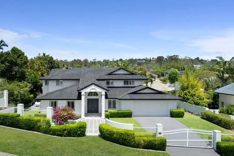 3 Nolan Rise, Brookfield QLD 4069