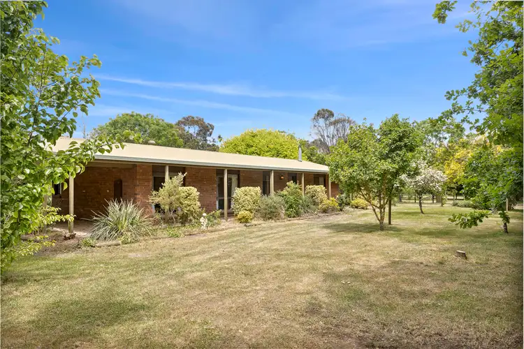 24 Parkin Street, Allendale VIC 3364