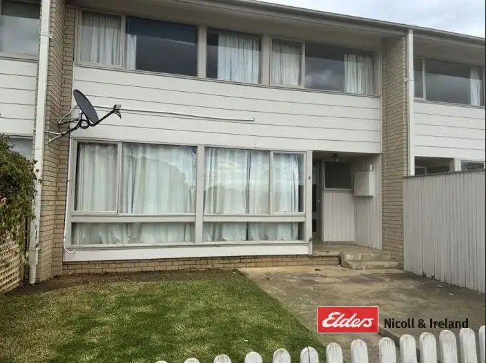 Main view of Homely unit listing, 4 Middlemiss Place, Windradyne NSW 2795