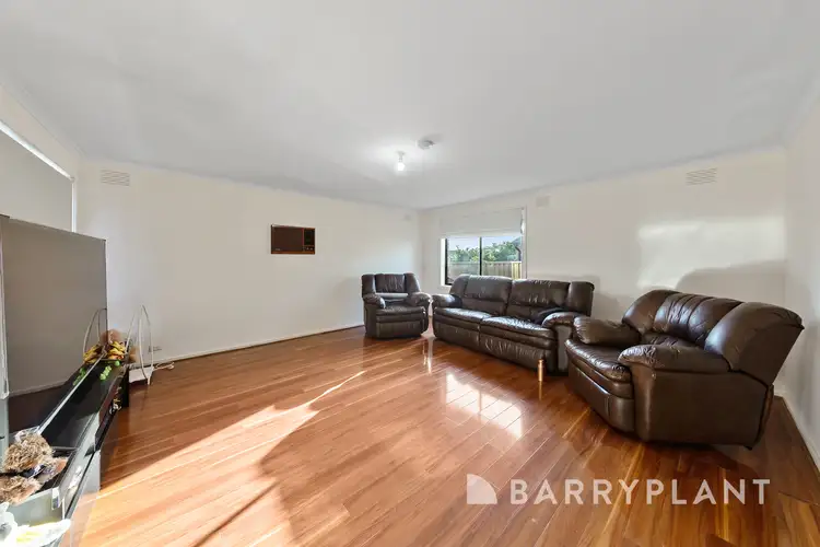 Fourth view of Homely unit listing, 1/27 Reaburn Avenue, St Albans VIC 3021