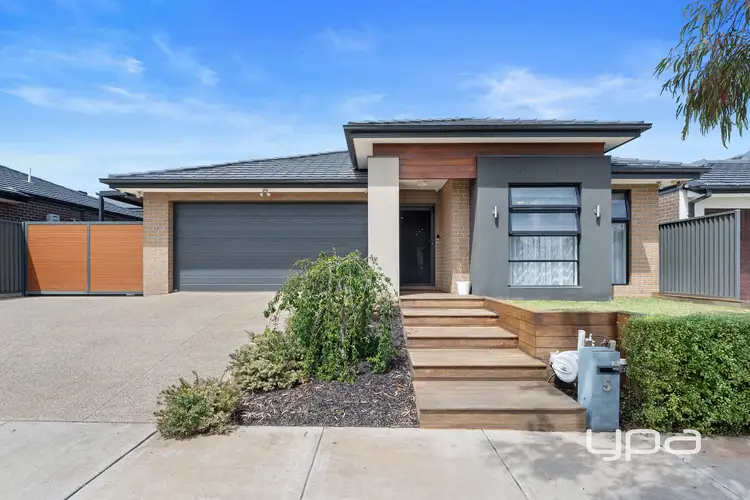 5 Veltins Way, Strathtulloh VIC 3338