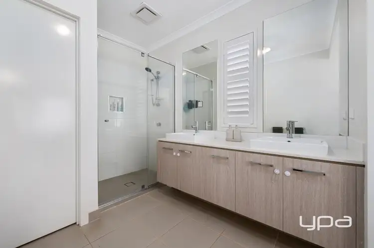 Fourth view of Homely house listing, 5 Veltins Way, Strathtulloh VIC 3338