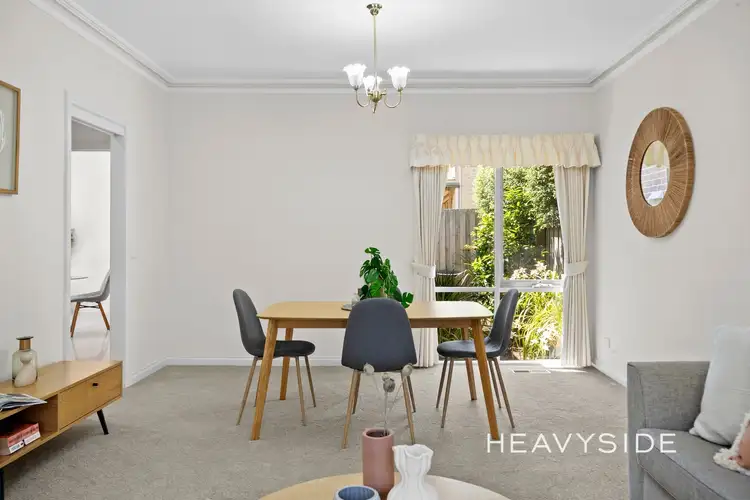 Fifth view of Homely unit listing, 2/265 Lawrence Road, Mount Waverley VIC 3149