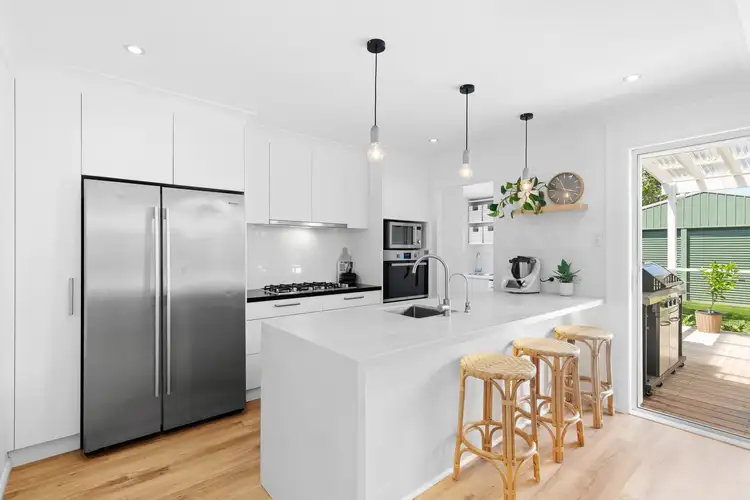 Fifth view of Homely house listing, 2 Wombat Street, Berkeley Vale NSW 2261