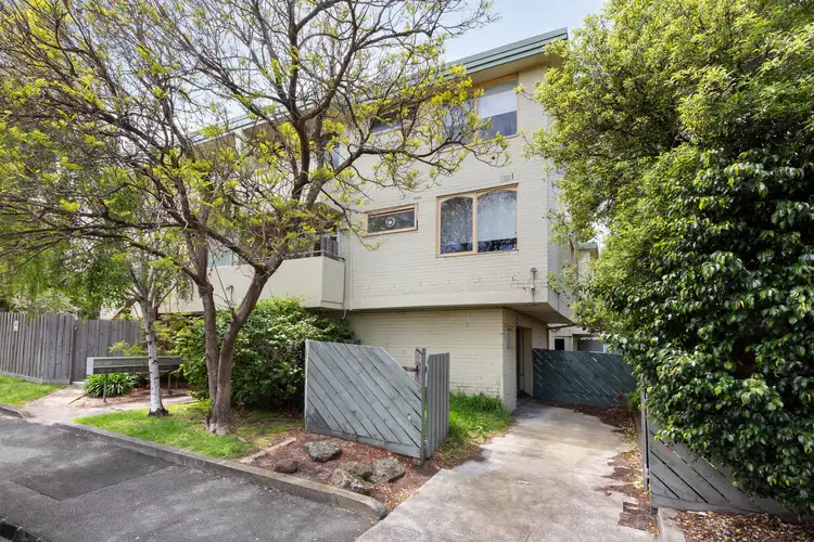 2/1-3 Graylings Avenue, St Kilda East VIC 3183