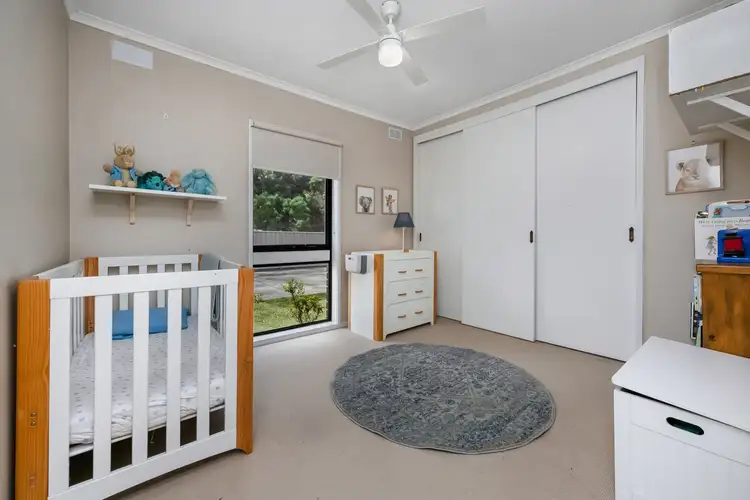 Sixth view of Homely house listing, 2/11 Beverley Street, Kangaroo Flat VIC 3555