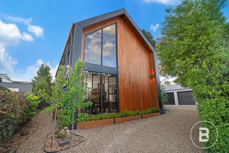 10 Wills Street, Beaufort VIC 3373
