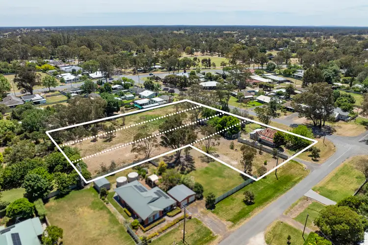 21 Holland Street, Euroa VIC 3666