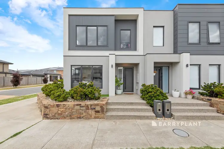 94 Picnic Avenue, Clyde North VIC 3978