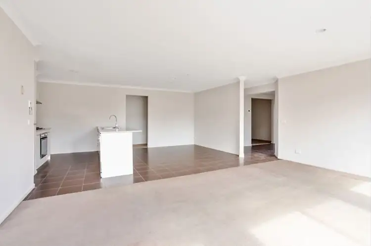 Fourth view of Homely house listing, 4 Summer Court, Harkness VIC 3337