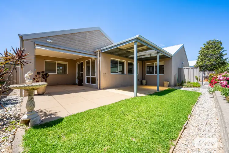 Third view of Homely townhouse listing, 2/25 Wilson Street, Wodonga VIC 3690