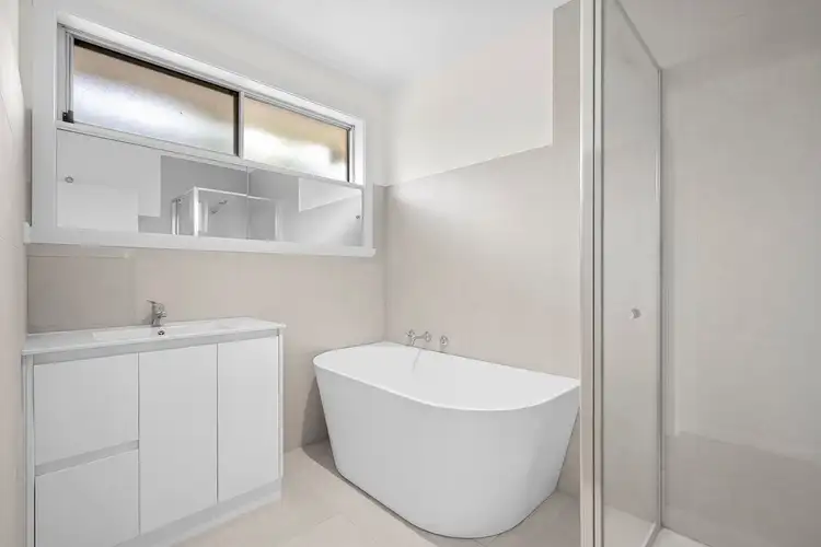 Fifth view of Homely house listing, 2 Allowah Court, Norlane VIC 3214
