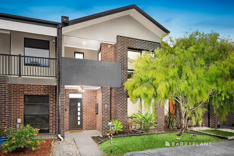 8 Mallard Mews, South Morang VIC 3752