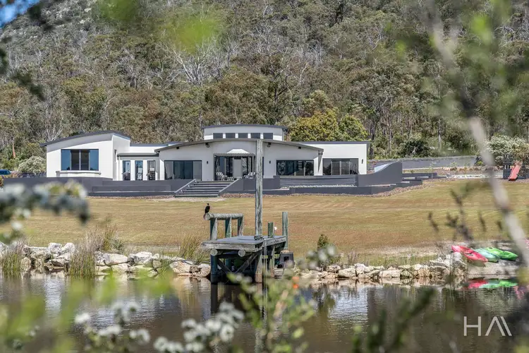 357 Harveys Farm Road, Bicheno TAS 7215