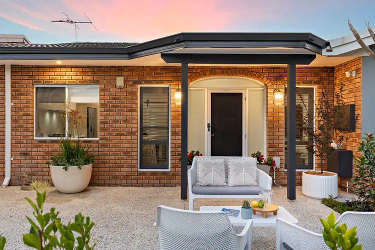 3/15 Saunders Street, Como WA 6152