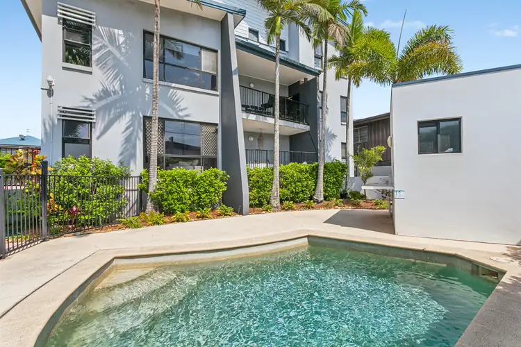 4/2104 Gold Coast Highway, Miami QLD 4220