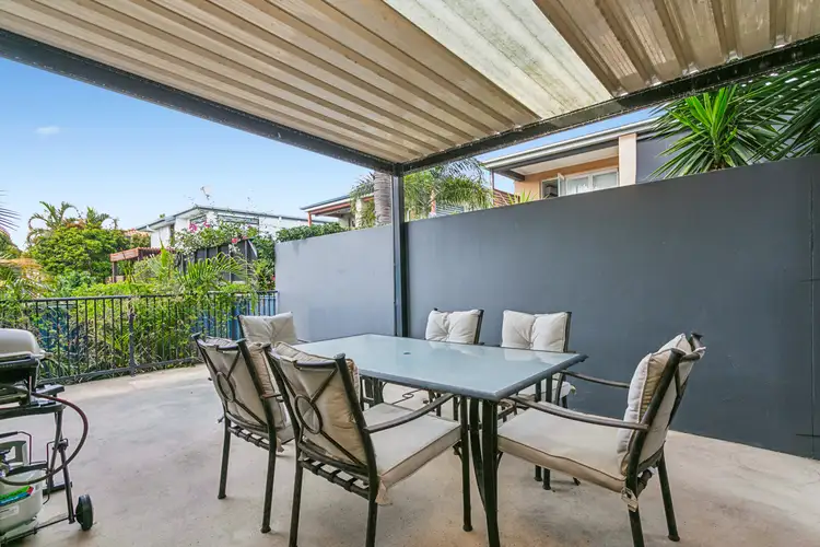 Fourth view of Homely unit listing, 4/2104 Gold Coast Highway, Miami QLD 4220