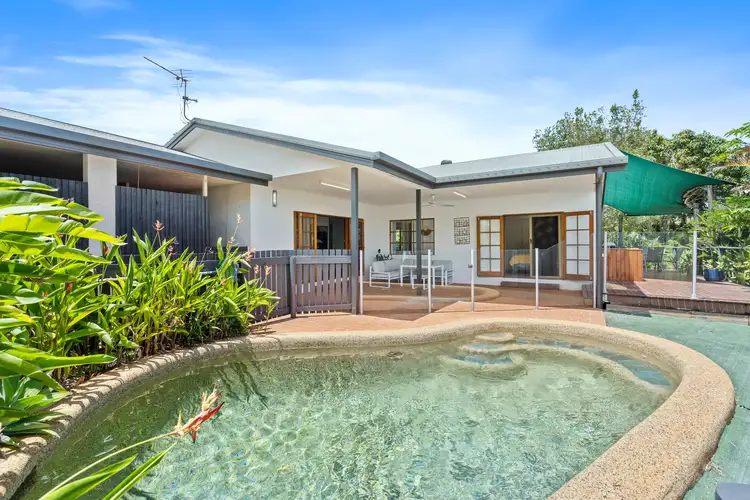 6 Speedy Close, Bentley Park QLD 4869