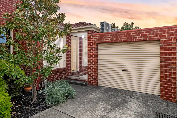 8/11 Willow Street, Essendon VIC 3040