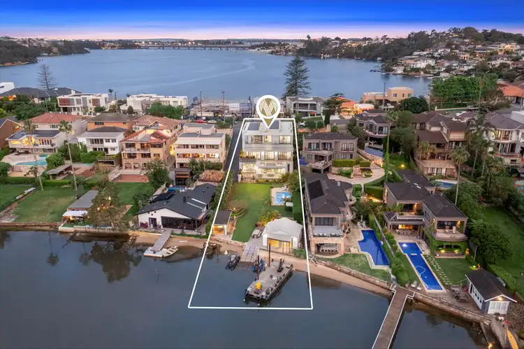 101-103 Kangaroo Point Road, Kangaroo Point NSW 2224