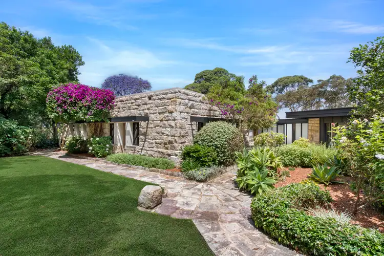 14 The Parapet, Castlecrag NSW 2068