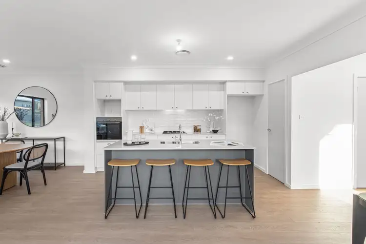 20 Sunflower Boulevard, Calderwood NSW 2527