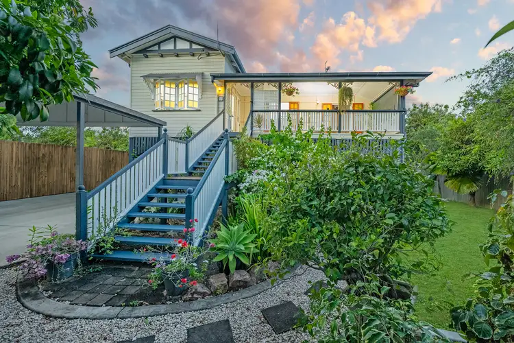 31 Ahearne Street, Hermit Park QLD 4812
