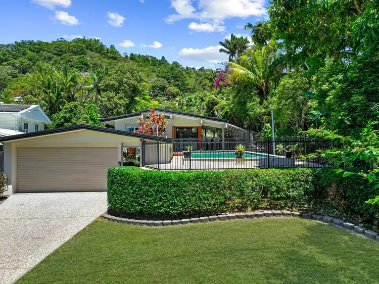 15 McHugh Crescent, Whitfield QLD 4870